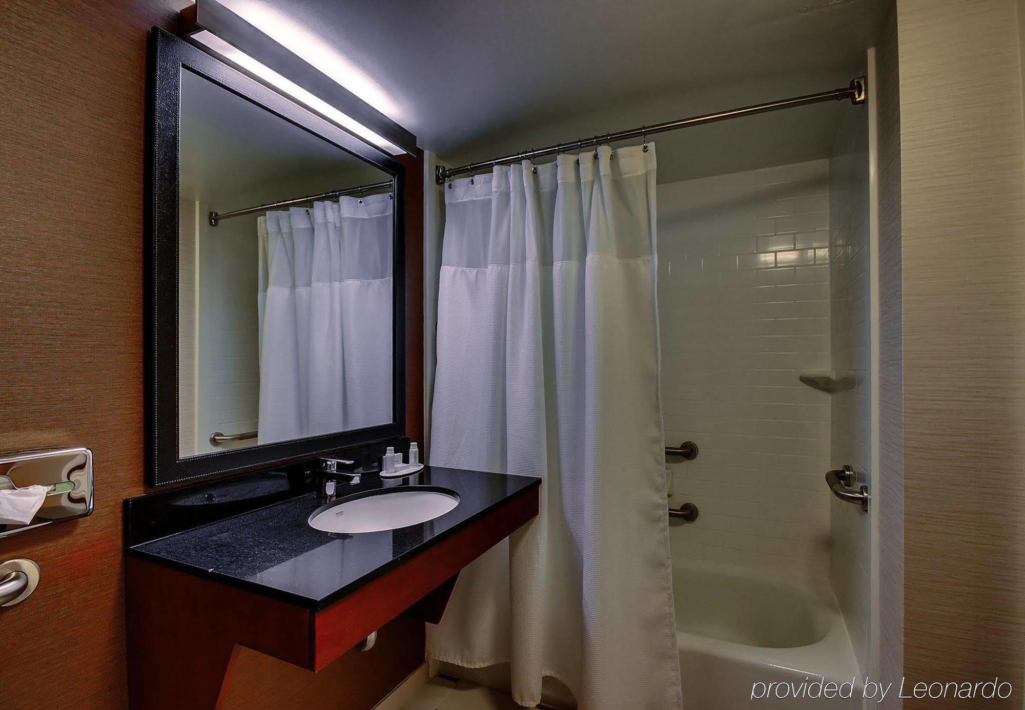 Fairfield By Marriott Inn & Suites Wallingford New Haven Экстерьер фото